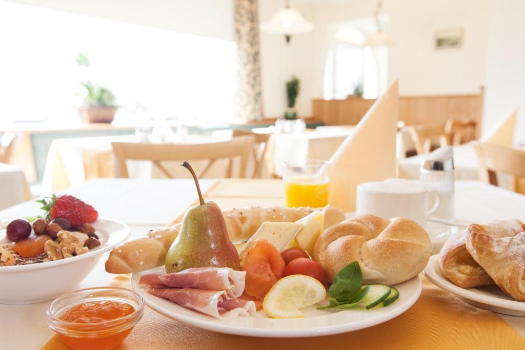 Hotel Altmuensterhof エクステリア 写真