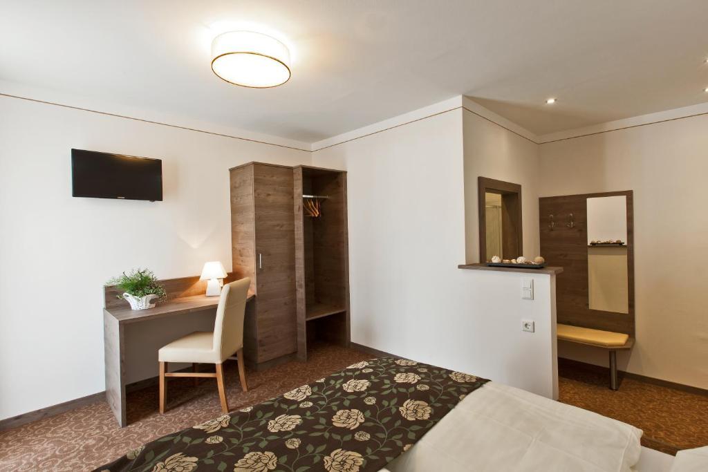 Hotel Altmuensterhof エクステリア 写真